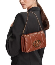 LOVE MOSCHINO EMBOSSED Mała torebka na ramię z łańcuszkiem - Torby damskie