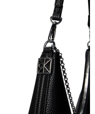 CALVIN KLEIN EMBLEM HW Torba na ramię na czarno - Torby damskie - 5