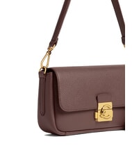 COCCINELLE C-ME LOCK Torba na ramię z paskiem na ramię jagoda - Torby damskie - 3