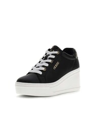 GUESS ROAZY Trampki na koturnie 7,5 cm CZARNY - Buty damskie - 2